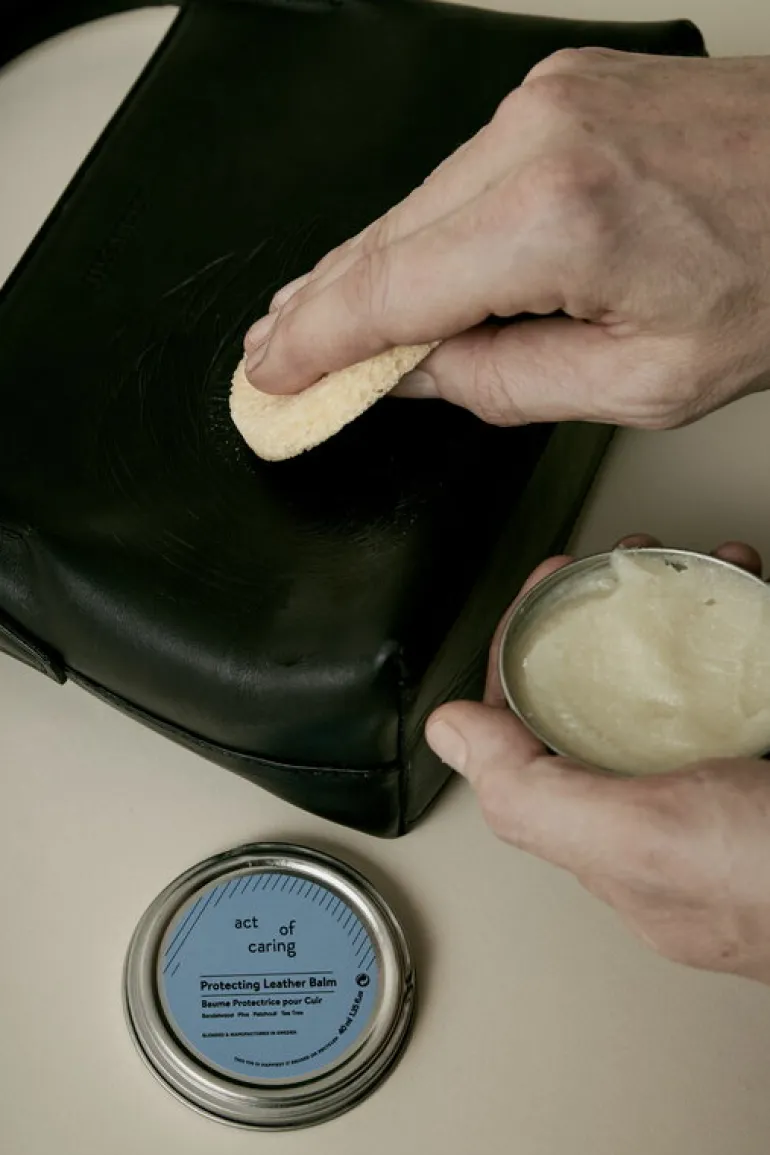 Act of Caring Protecting Leather Balm, mini 10 ml