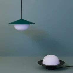 AGO Alley pendellampa, inbyggd LED, liten, grön