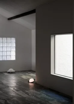 AGO Alley Still bordslampa, stor, äggvit