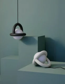 AGO Balloon bordslampa, dimbar, äggvit