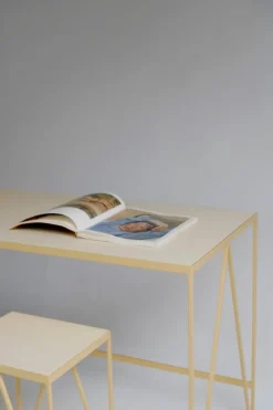 &New Study skrivbord, linoleum, butternöt