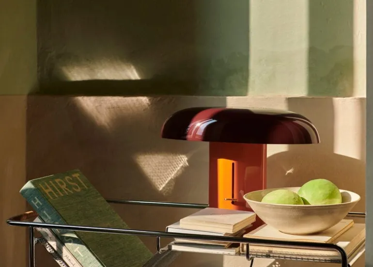 &Tradition Alima NDS1 vagn, krom - lackad valnöt