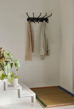 &Tradition Capture SC76 väggkrok, grafit - ek