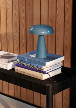 &Tradition Como SC53 bärbar bordslampa, stenblå