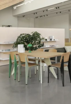 &Tradition Flowerpot VP9 bärbar bordslampa, signalgrön