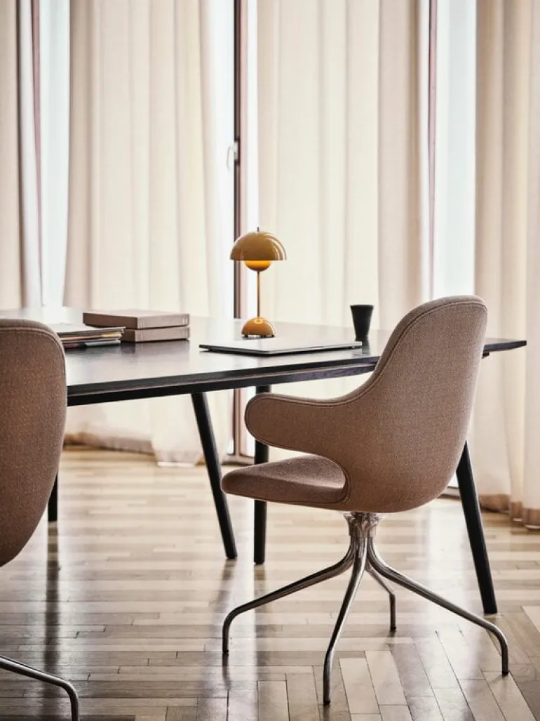 &Tradition Flowerpot VP9 bärbar bordslampa, senap