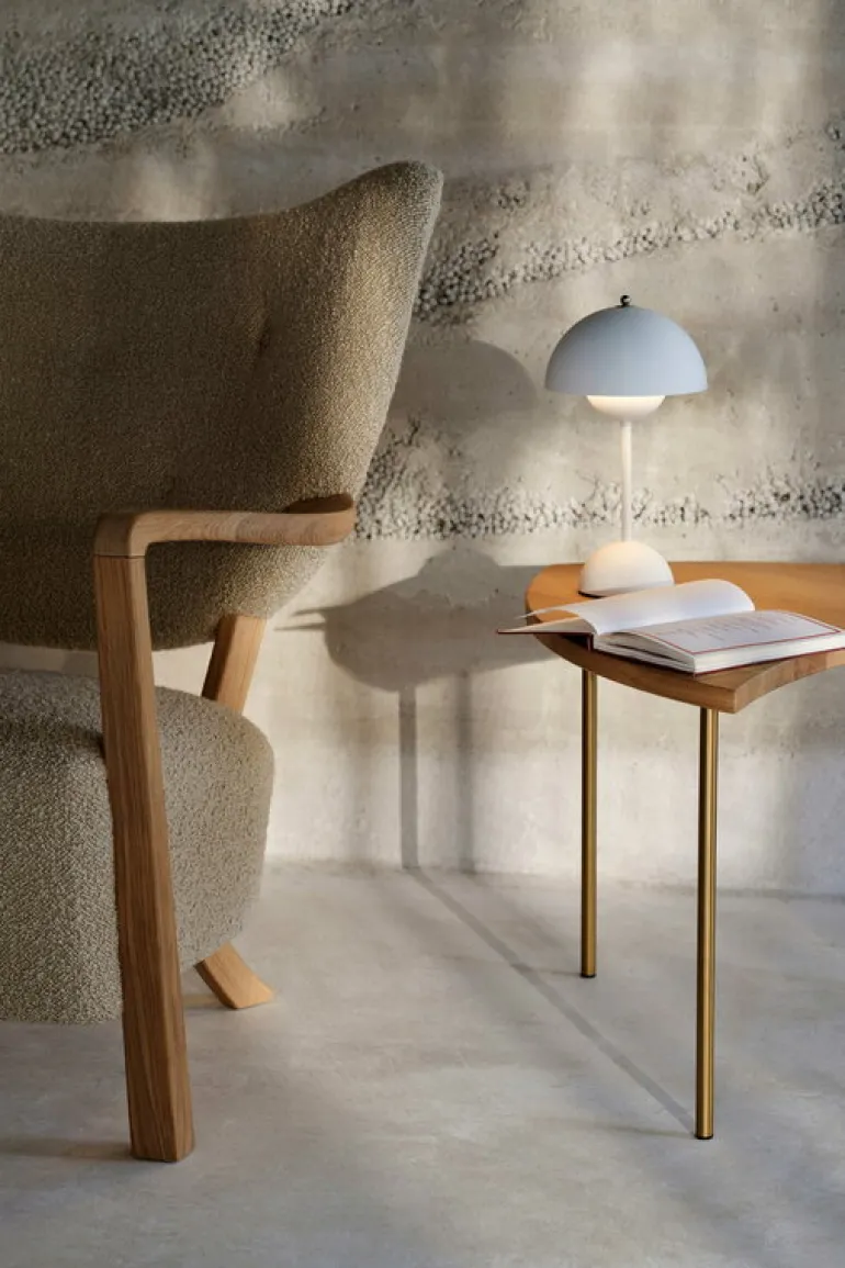 &Tradition Flowerpot VP9 bärbar bordslampa, matt vit