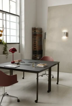 &Tradition Flowerpot VP3 bordslampa, cinnoberröd