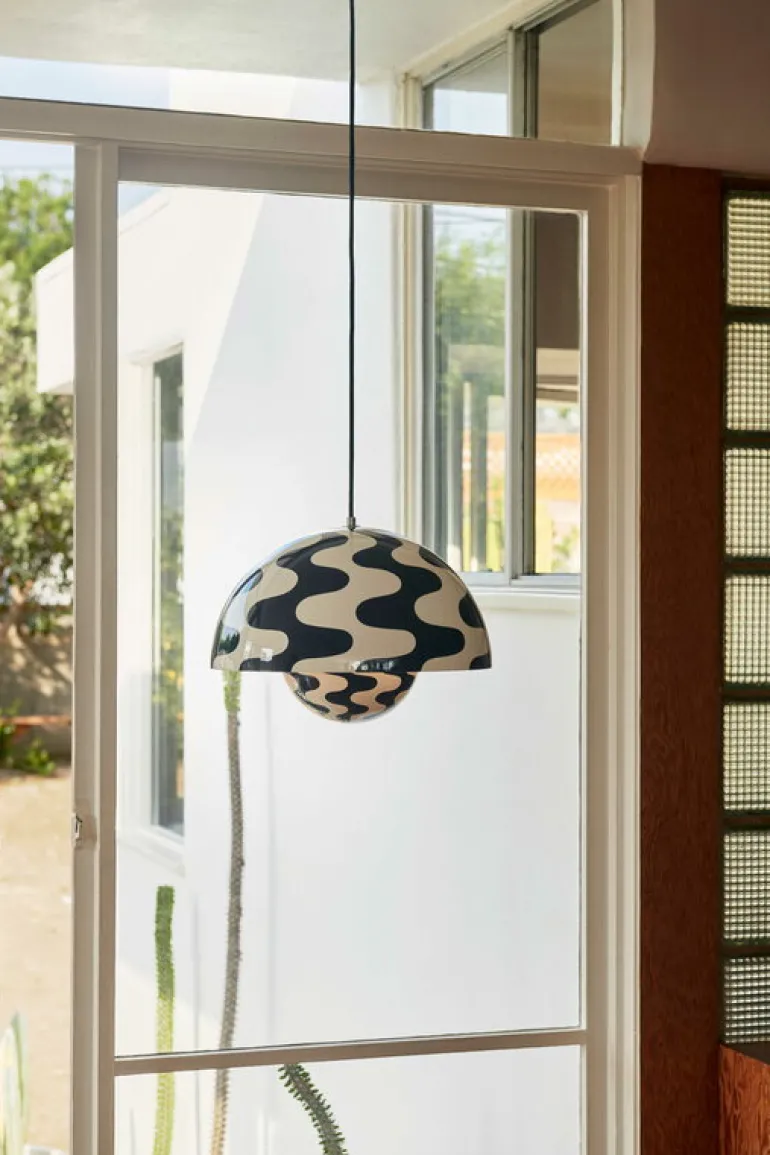 &Tradition Flowerpot VP7 pendellampa, svart - vit