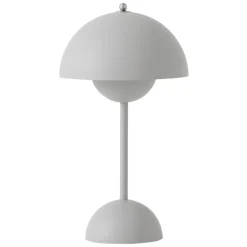 &Tradition Flowerpot VP9 bärbar bordslampa, matt ljusgrå