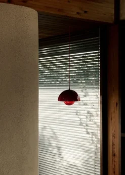 &Tradition Flowerpot VP1 pendellampa, mörklila