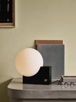 &Tradition Journey SHY1 lampa, svart