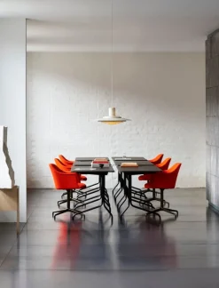 &Tradition Pavilion AV16 skrivbord, svart linoleum - svart