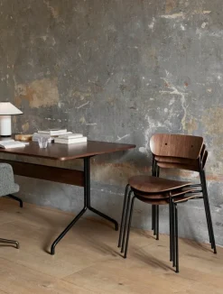 &Tradition Pavilion AV18 bord, svart - lackerad valnöt