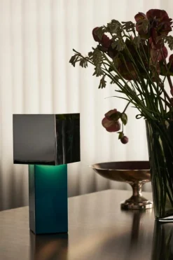 &Tradition Pivot bärbar lampa ATD7, blue silver