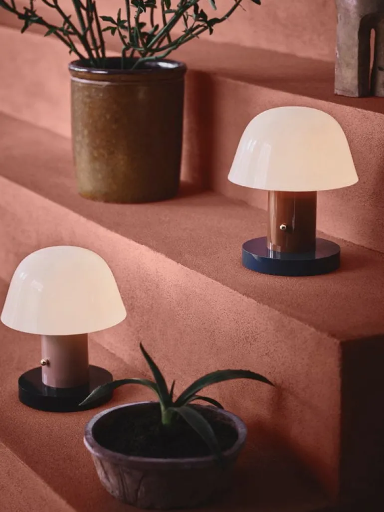 &Tradition Setago JH27 bordslampa, rost - åska