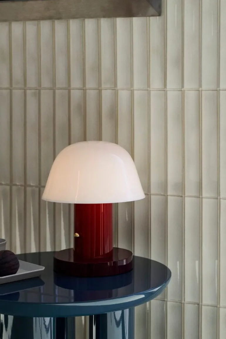 &Tradition Setago JH27 bordslampa, rödbrun - druva