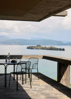 &Tradition Thorvald SC98 matbord, runt 115 cm, bronsgrön