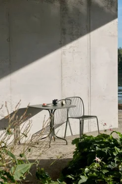 &Tradition Thorvald SC97 bord, 70 x 70 cm, bronsgrön