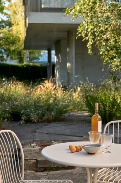 &Tradition Thorvald SC96 bord, runt 70 cm, elfenben