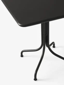 &Tradition Thorvald SC97 bord, 70 x 70 cm, varm svart