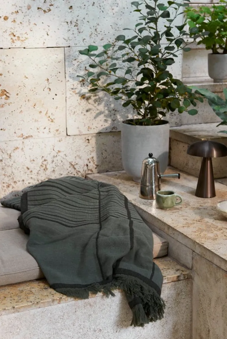 &Tradition Untitled AP10 filt, 150 x 200 cm, mörkgrön