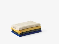 &Tradition Untitled AP10 filt, 150 x 200 cm, electric blue