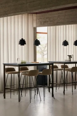 &Tradition Utzon pendellampa JU1, stålblå, specialutgåva