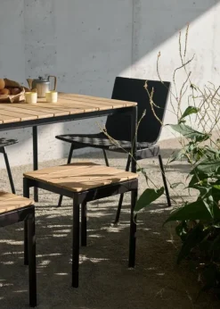 &Tradition Ville AV44 utomhusfåtölj, varm svart