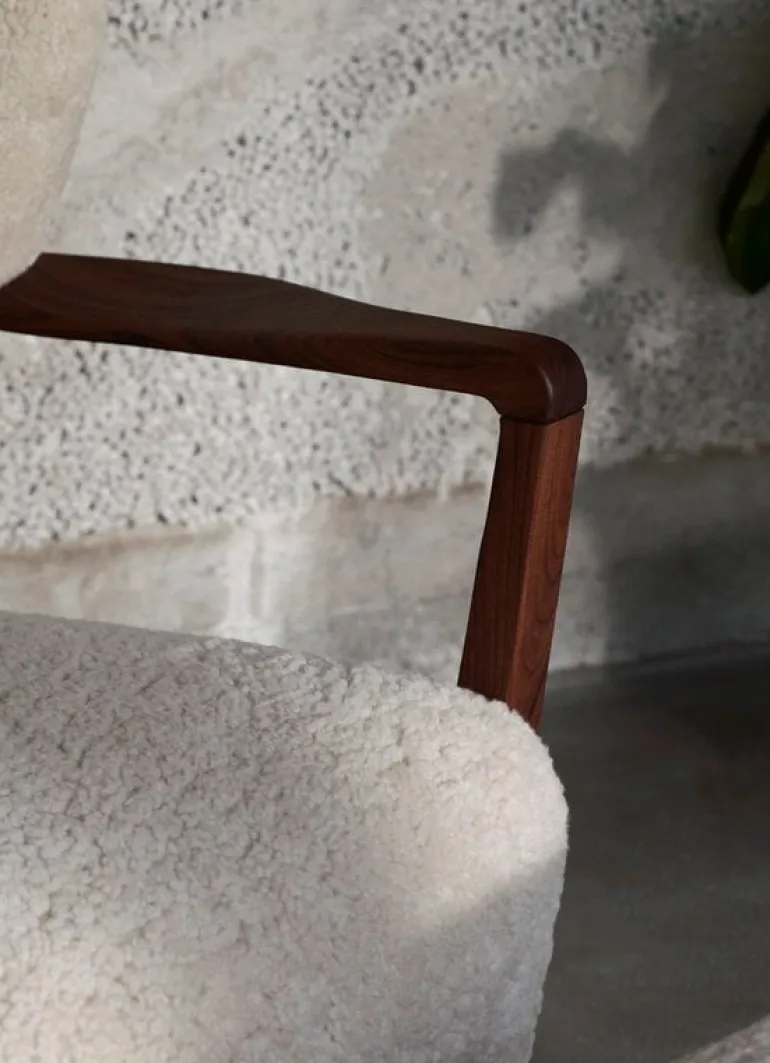 &Tradition Wulff ATD2 loungefåtölj och ATD3 puff, Moonlight - valnöt