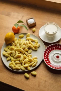 applicata Twist salt- och pepparkar, ek