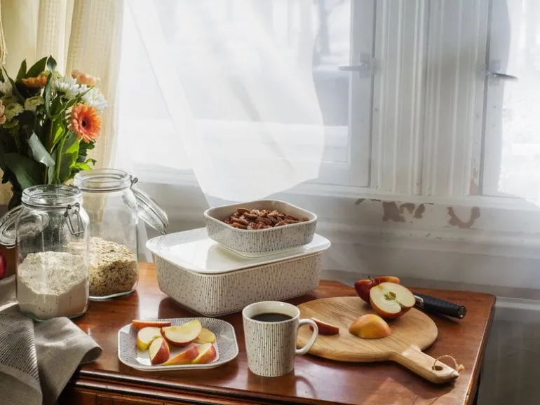 Arabia Mainio Sarastus ugnsform 2,5 L