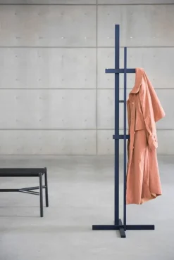 Ariake Elements klädhängare, indigo