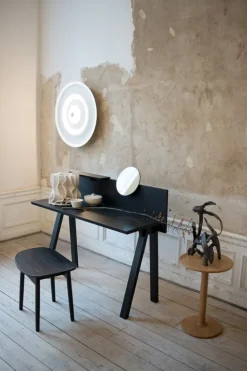 Ariake Taio sidobord, ek