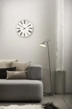 Arne Jacobsen AJ City Hall väggklocka, 29 cm - Kopio