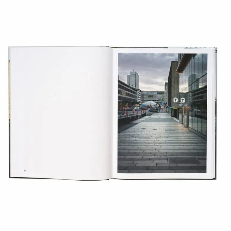 Art & Theory Publishing August Eriksson: What Happens When Nothing Happens