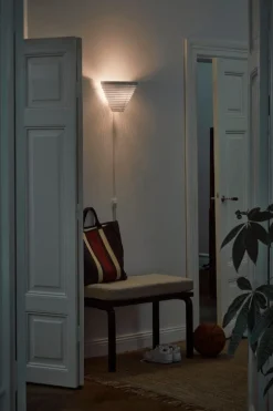 Artek A910 vägglampa