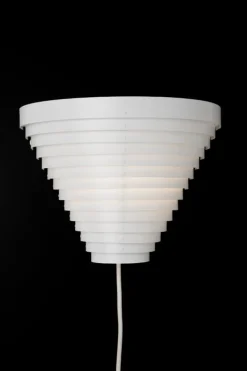 Artek A910 vägglampa
