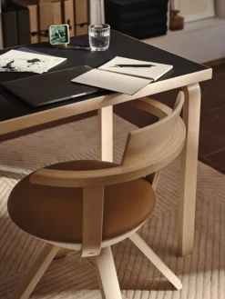 Artek Aalto bord 80B, 60 x 100 cm, björk - svart linoleum