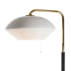 Artek Aalto golvlampa A811, polerad mässing