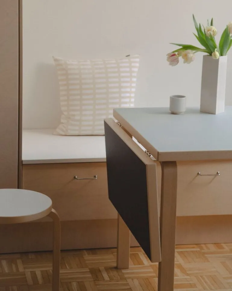 Artek Aalto klaffbord DL81C, björk - dimgrått/rökblått linoleum