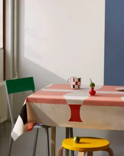 Artek Aalto pall E60, gul - björk