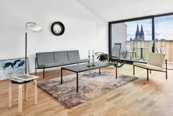 Artek Aalto pall E60, svart - björk