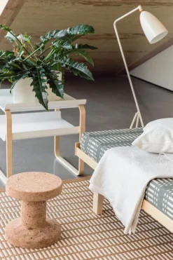 Artek Aalto sidobord 915, vit - björk