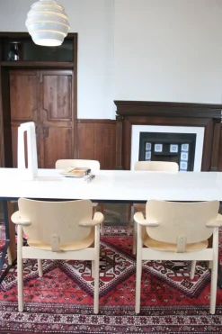 Artek Domus stol, lackerad björk