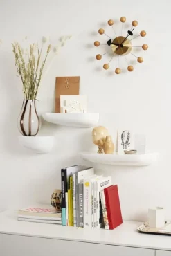 Artek Easter Dog vas