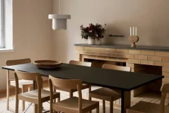 Artek Kaari bord REB 001, svart linoleum - svart ek