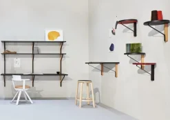 Artek Kaari vägghylla REB 007, röd - svart