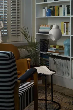 Artek Side Table 606, svart