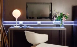 Artemide Castore 25 bordslampa